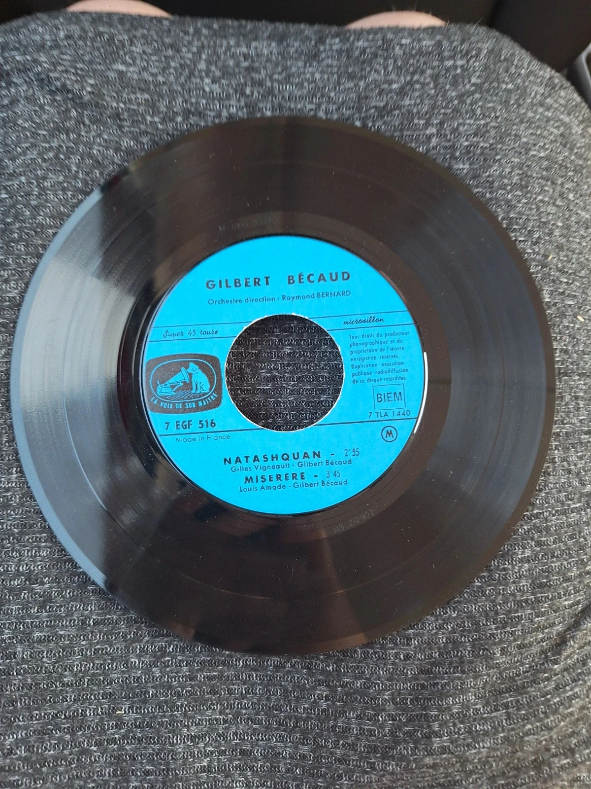 Vinyl Gilbert Becaud Natashquan – photo 3